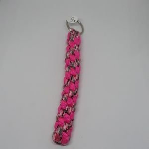 paracord keychain